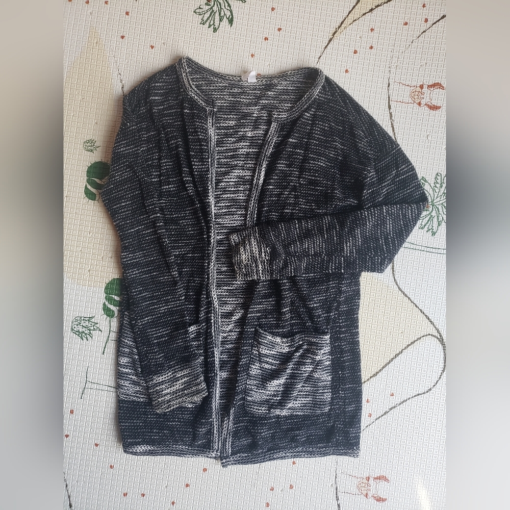 Firefly cardigan size small salt and pepper coloured